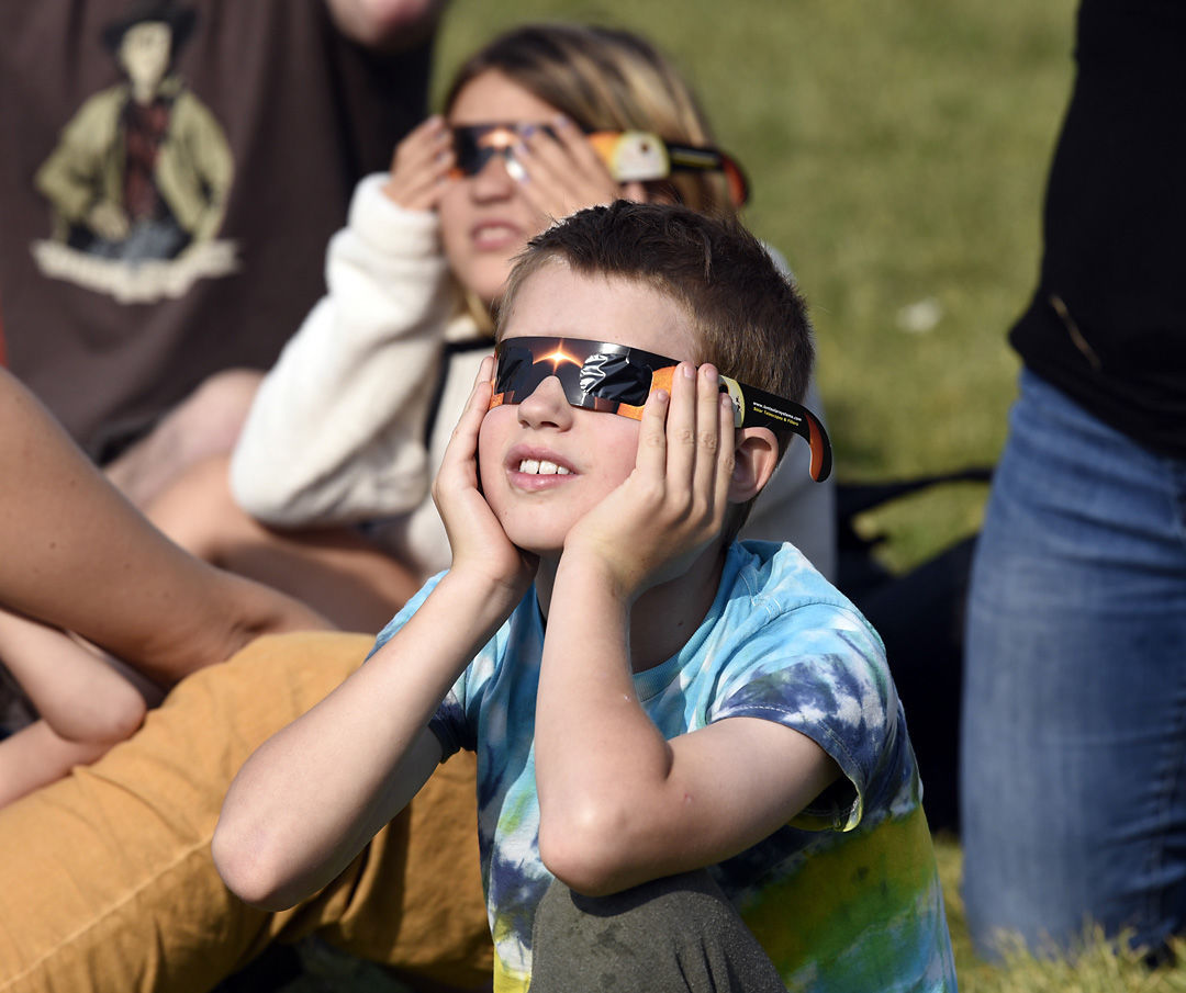 missoula eclipse viewing 04.jpg